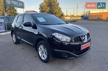 Внедорожник / Кроссовер Nissan Qashqai 2011 в 