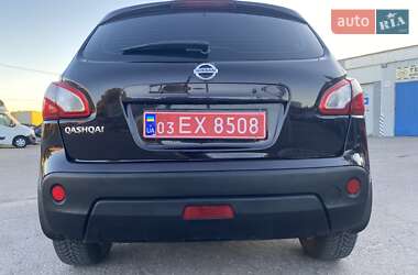 Внедорожник / Кроссовер Nissan Qashqai 2011 в 