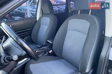 Внедорожник / Кроссовер Nissan Qashqai 2011 в 