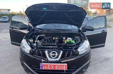 Внедорожник / Кроссовер Nissan Qashqai 2011 в 