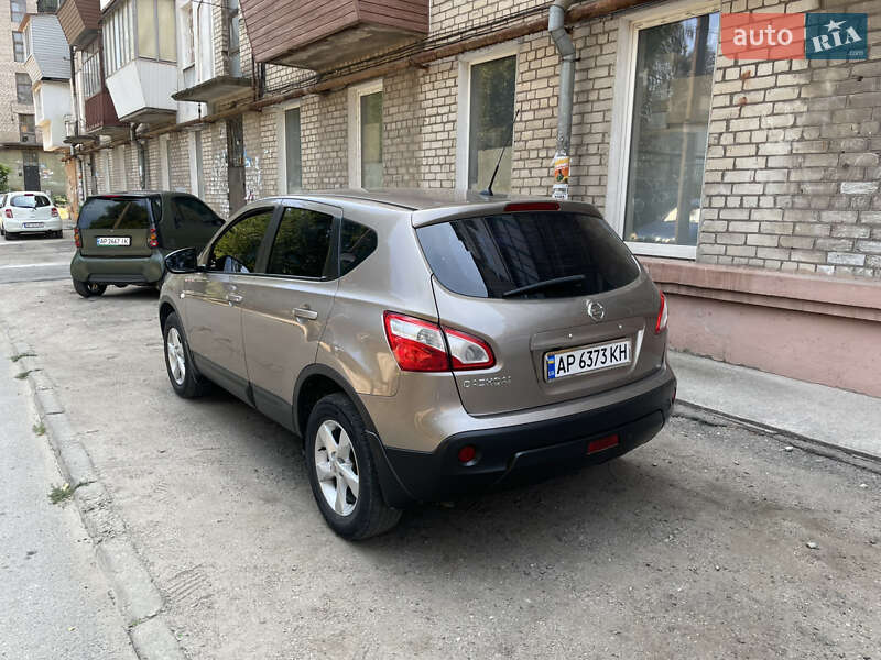 Внедорожник / Кроссовер Nissan Qashqai 2011 в Запорожье