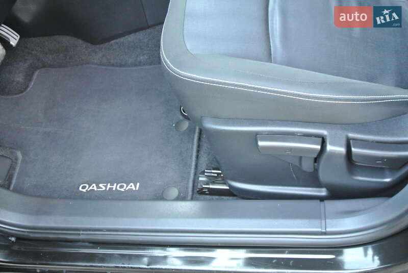 Внедорожник / Кроссовер Nissan Qashqai 2011 в Черновцах фото 11 Внедорожник / Кроссовер Nissan Qashqai 2011 в Черновцах