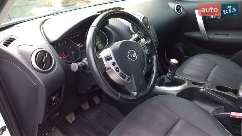 Внедорожник / Кроссовер Nissan Qashqai 2012 в Нововолынске