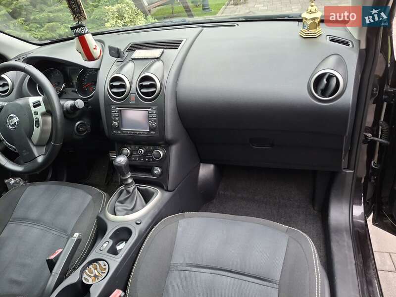 Внедорожник / Кроссовер Nissan Qashqai 2011 в Ровно