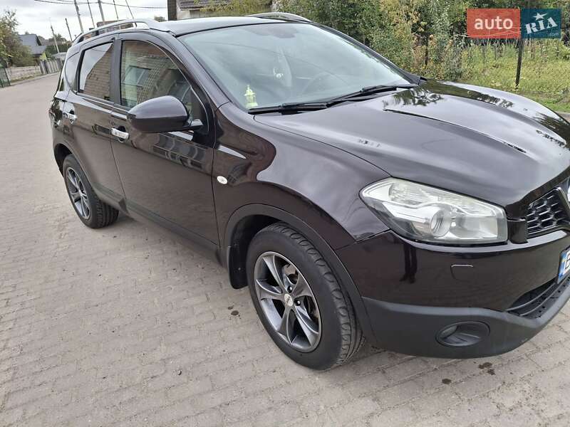 Внедорожник / Кроссовер Nissan Qashqai 2011 в Ровно