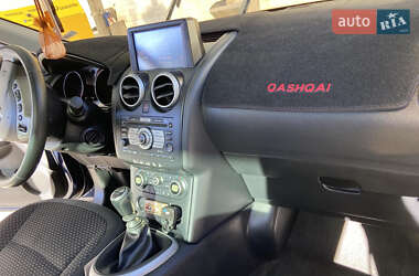 Внедорожник / Кроссовер Nissan Qashqai 2007 в 