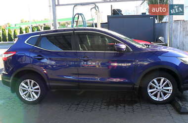 Внедорожник / Кроссовер Nissan Qashqai 2017 в Киеве