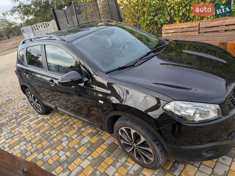Внедорожник / Кроссовер Nissan Qashqai 2013 в Белгороде-Днестровском