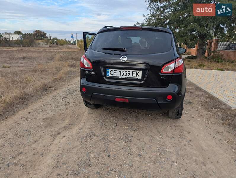 Внедорожник / Кроссовер Nissan Qashqai 2013 в Белгороде-Днестровском
