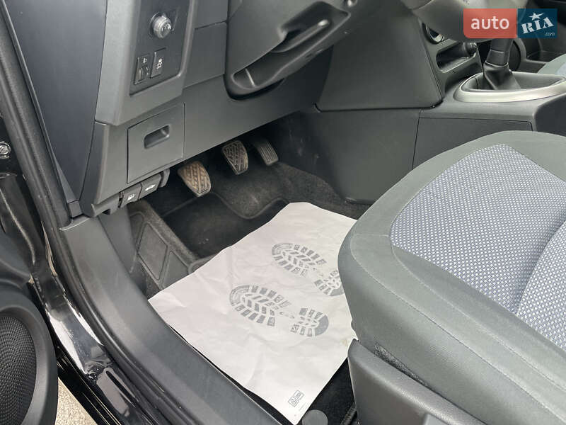 Позашляховик / Кросовер Nissan Qashqai 2011 в Сумах