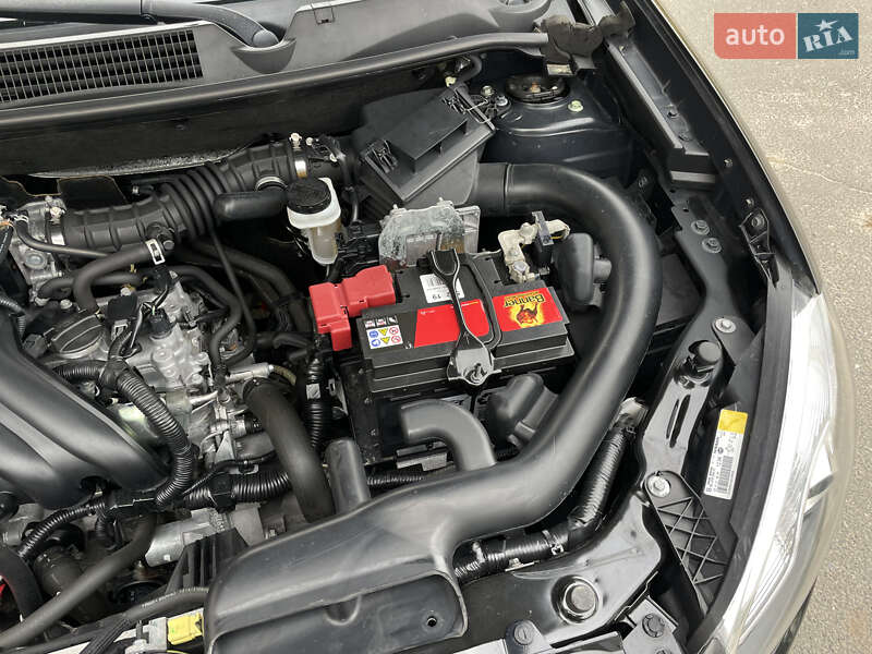 Позашляховик / Кросовер Nissan Qashqai 2011 в Сумах