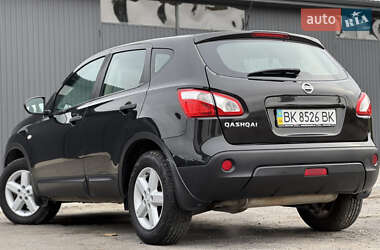 Внедорожник / Кроссовер Nissan Qashqai 2013 в 