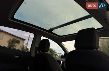 Внедорожник / Кроссовер Nissan Qashqai 2012 в 