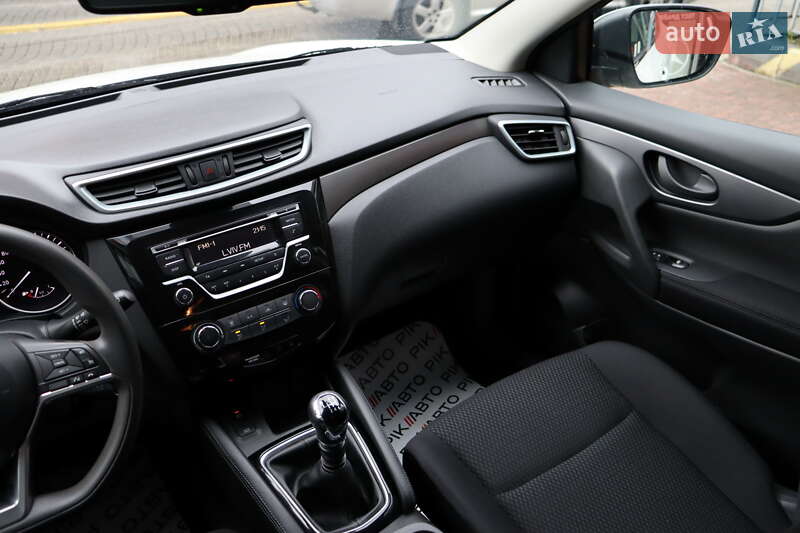 Внедорожник / Кроссовер Nissan Qashqai 2018 в Львове