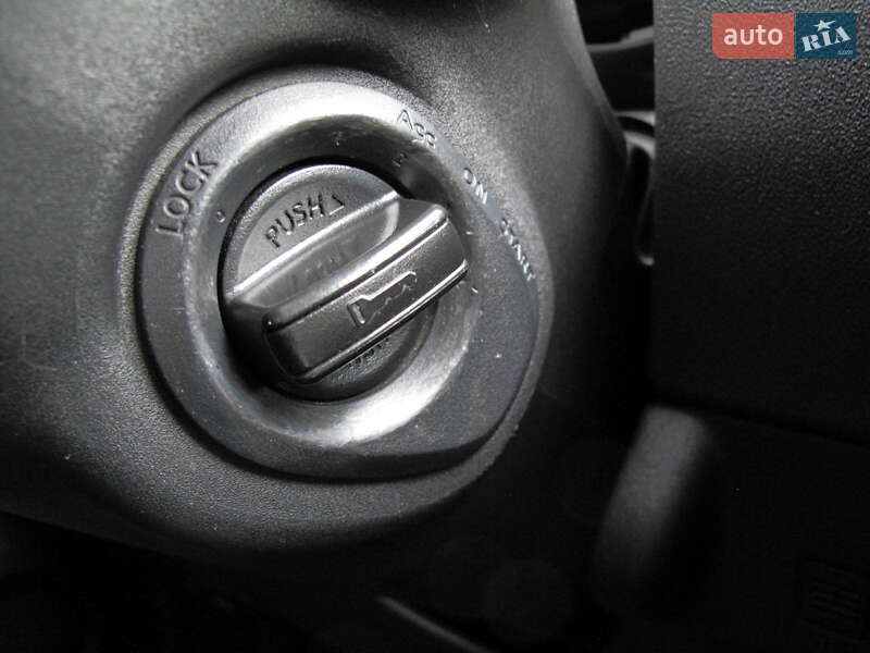 Внедорожник / Кроссовер Nissan Qashqai 2007 в Киеве