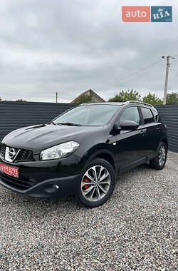 Внедорожник / Кроссовер Nissan Qashqai 2011 в 