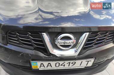 Внедорожник / Кроссовер Nissan Qashqai 2010 в 