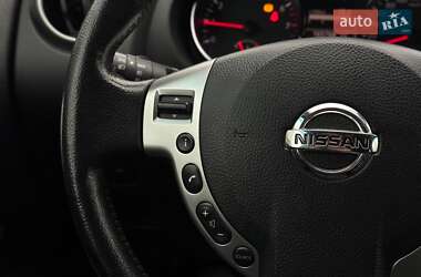 Внедорожник / Кроссовер Nissan Qashqai 2011 в 