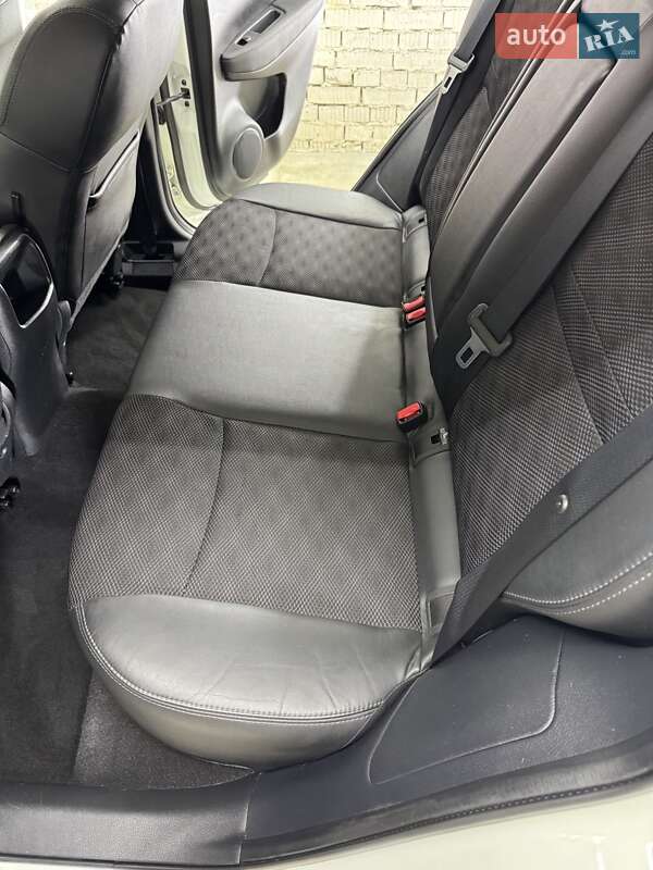 Позашляховик / Кросовер Nissan Qashqai 2015 в Львові фото 3 Позашляховик / Кросовер Nissan Qashqai 2015 в Львові