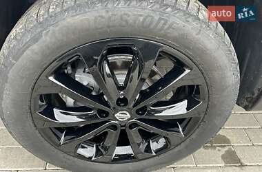 Внедорожник / Кроссовер Nissan Qashqai 2013 в 
