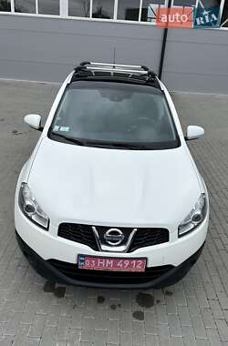 Внедорожник / Кроссовер Nissan Qashqai 2013 в 
