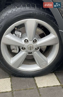 Внедорожник / Кроссовер Nissan Qashqai 2007 в 