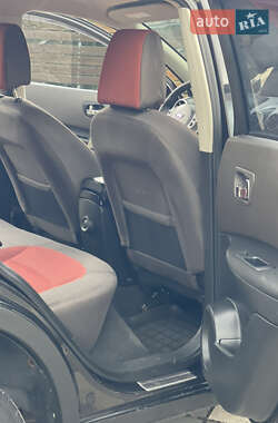 Внедорожник / Кроссовер Nissan Qashqai 2007 в 