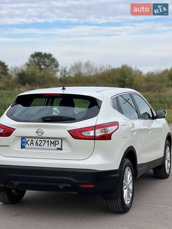 Внедорожник / Кроссовер Nissan Qashqai 2017 в Згуровке