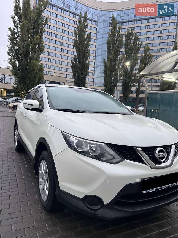 Внедорожник / Кроссовер Nissan Qashqai 2016 в Киеве