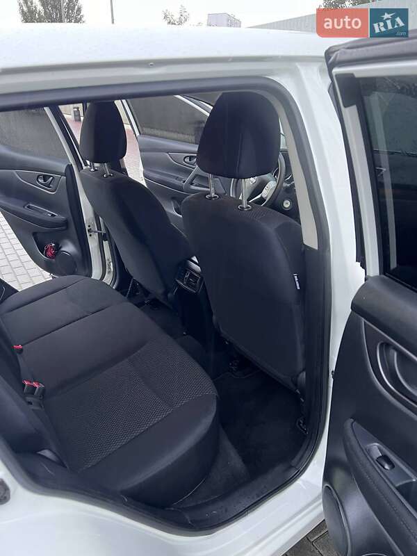 Внедорожник / Кроссовер Nissan Qashqai 2016 в Киеве