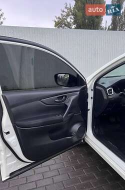 Внедорожник / Кроссовер Nissan Qashqai 2016 в 