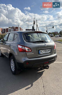 Внедорожник / Кроссовер Nissan Qashqai 2011 в 