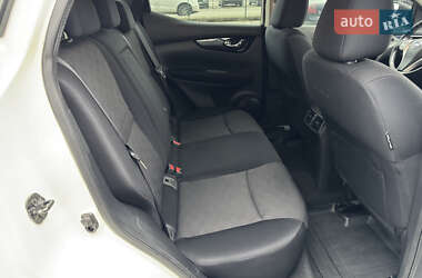Внедорожник / Кроссовер Nissan Qashqai 2014 в 