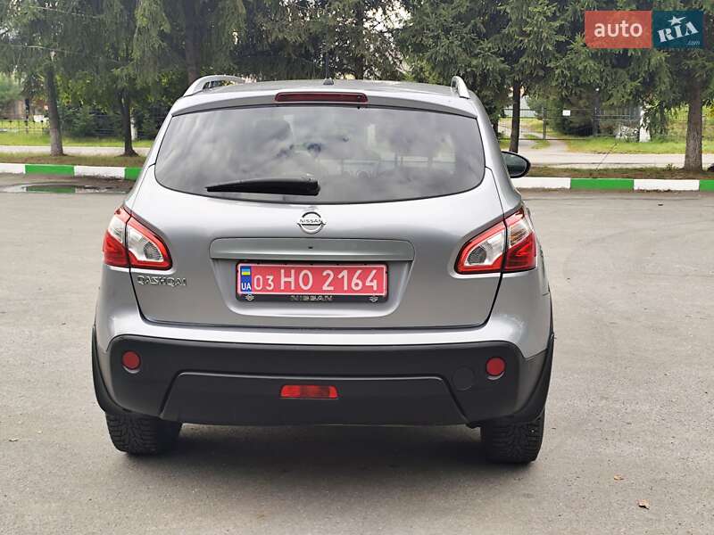 Внедорожник / Кроссовер Nissan Qashqai 2012 в Звягеле