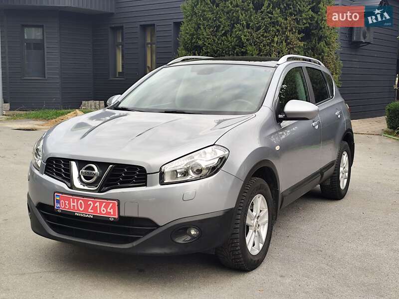 Внедорожник / Кроссовер Nissan Qashqai 2012 в Звягеле