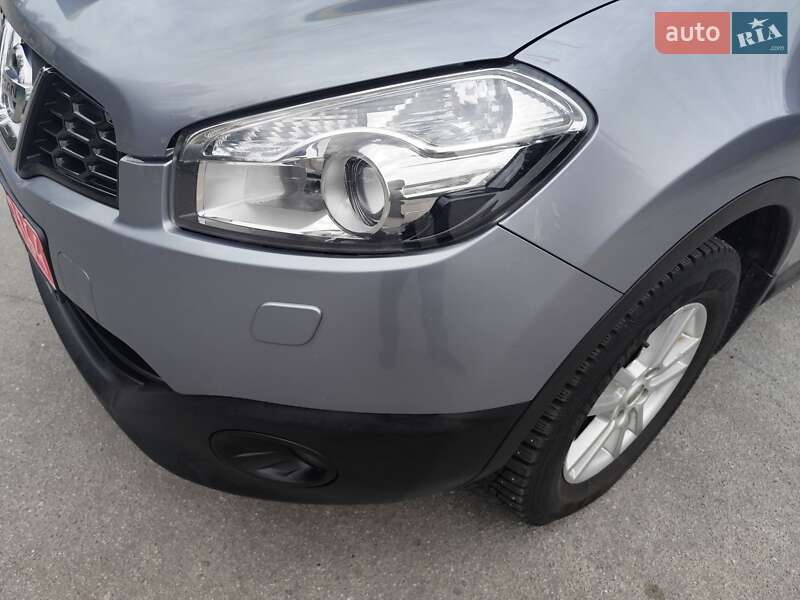 Внедорожник / Кроссовер Nissan Qashqai 2012 в Звягеле