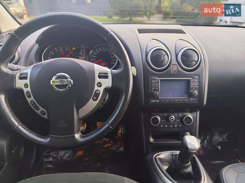 Внедорожник / Кроссовер Nissan Qashqai 2012 в Звягеле