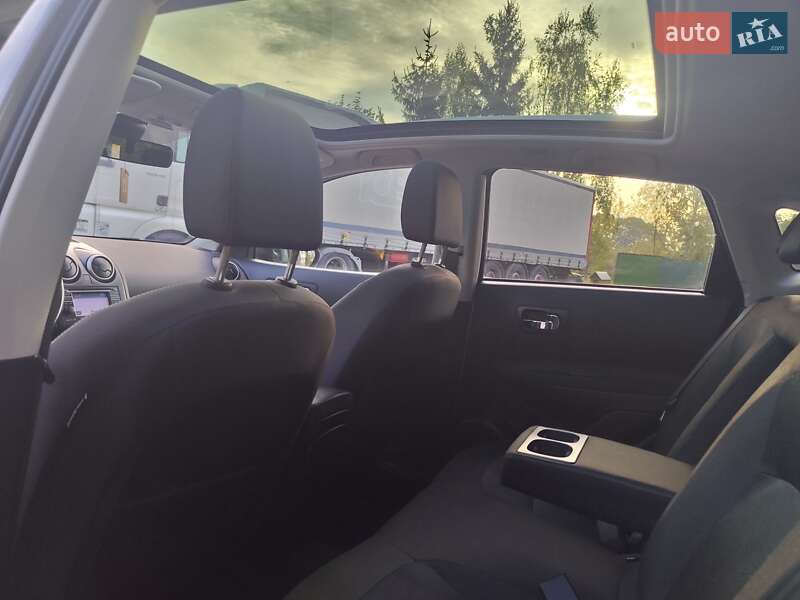 Внедорожник / Кроссовер Nissan Qashqai 2012 в Звягеле