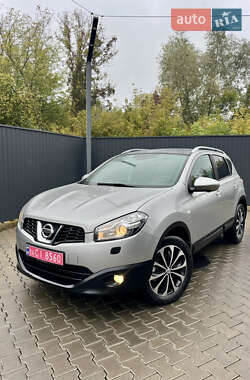 Внедорожник / Кроссовер Nissan Qashqai 2013 в 