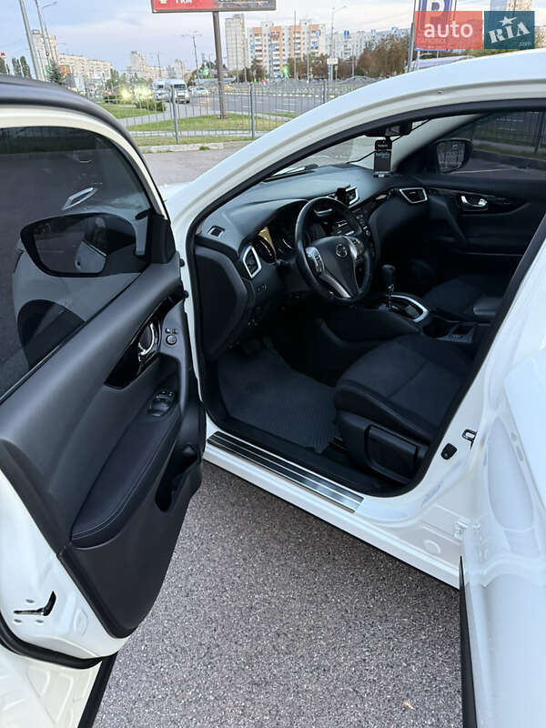 Внедорожник / Кроссовер Nissan Qashqai 2017 в Харькове