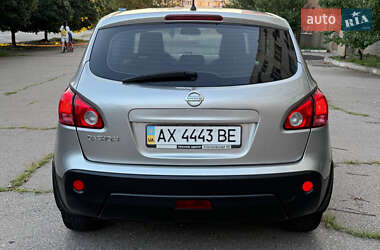 Внедорожник / Кроссовер Nissan Qashqai 2008 в 