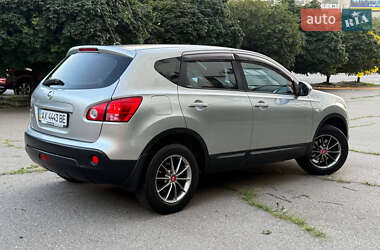 Внедорожник / Кроссовер Nissan Qashqai 2008 в 