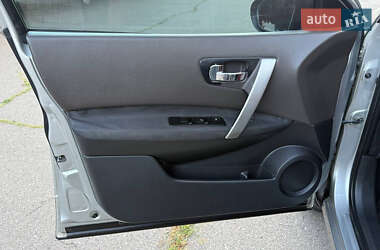 Внедорожник / Кроссовер Nissan Qashqai 2008 в 
