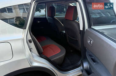 Внедорожник / Кроссовер Nissan Qashqai 2008 в 