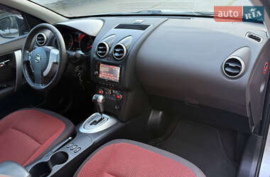 Внедорожник / Кроссовер Nissan Qashqai 2008 в 