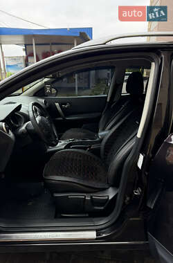 Внедорожник / Кроссовер Nissan Qashqai 2008 в 