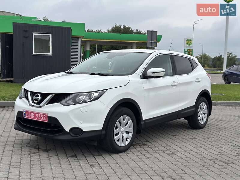 Внедорожник / Кроссовер Nissan Qashqai 2015 в Бродах