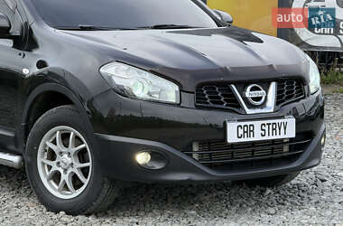 Внедорожник / Кроссовер Nissan Qashqai 2011 в 