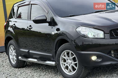 Внедорожник / Кроссовер Nissan Qashqai 2011 в 
