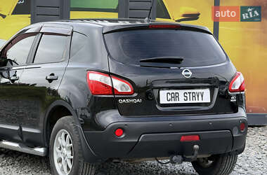 Внедорожник / Кроссовер Nissan Qashqai 2011 в 